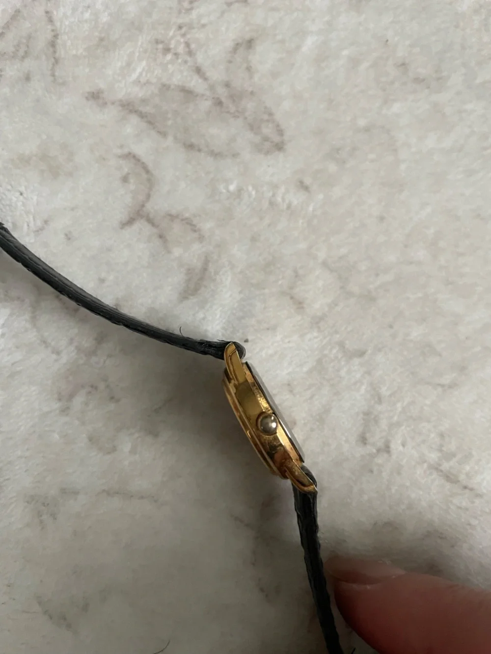 N/A stylish black